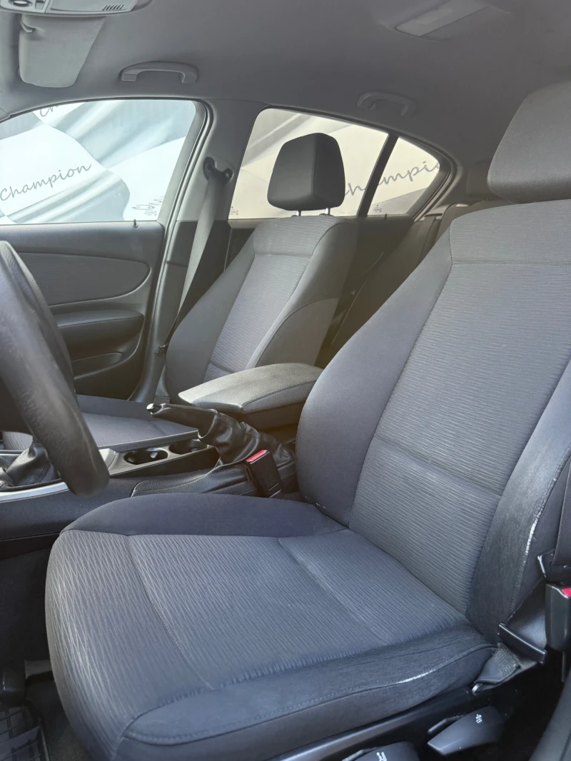 BMW 118, снимка 14 - Автомобили и джипове - 50482256