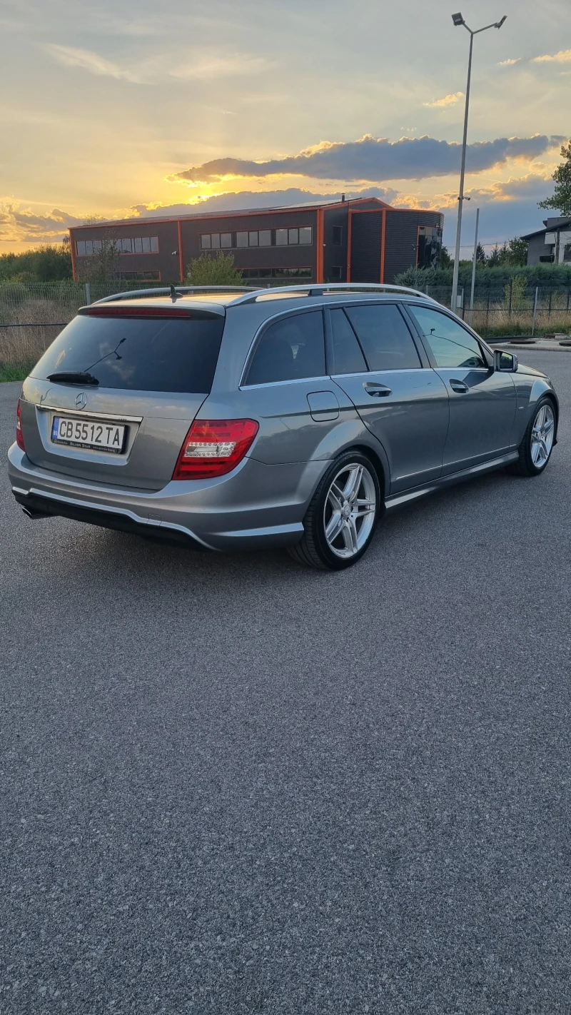Mercedes-Benz C 220 AMG FULL, снимка 3 - Автомобили и джипове - 51838727