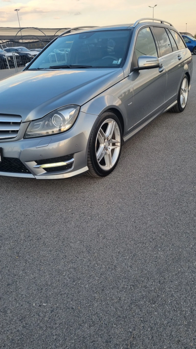 Mercedes-Benz C 220 AMG FULL, снимка 2 - Автомобили и джипове - 51838727
