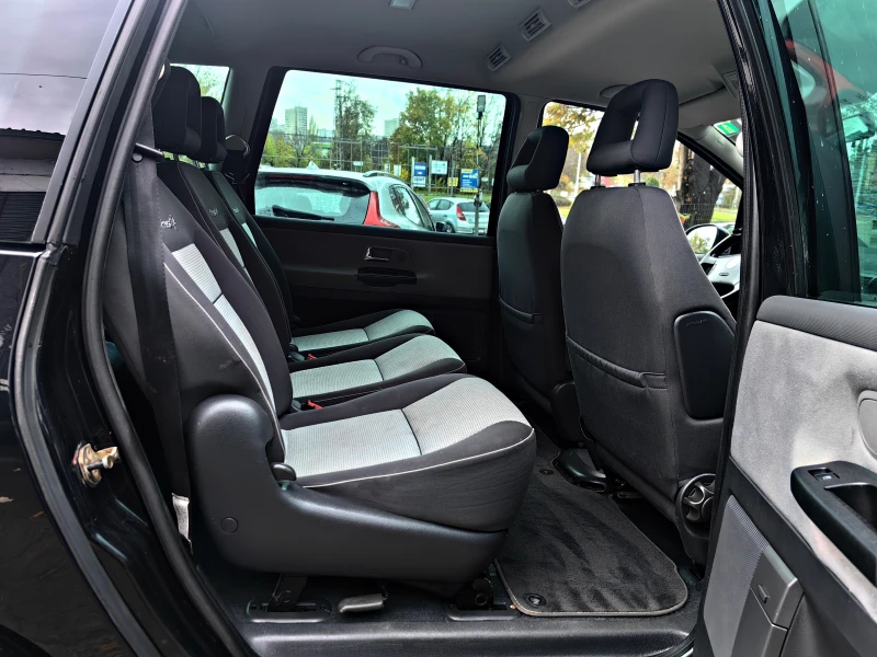 VW Sharan 1.8Т!!ШВЕЙЦАРИЯ!!7 МЕСТЕН!!Freestyle!, снимка 10 - Автомобили и джипове - 52376782