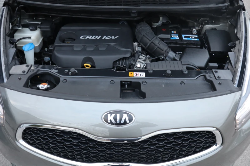 Kia Carens 1.7CRDI* TOP, снимка 16 - Автомобили и джипове - 52545642