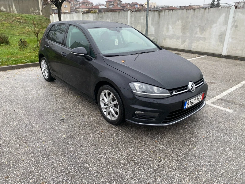 VW Golf 1.6 tdi/* R-Line* /, снимка 2 - Автомобили и джипове - 52670317