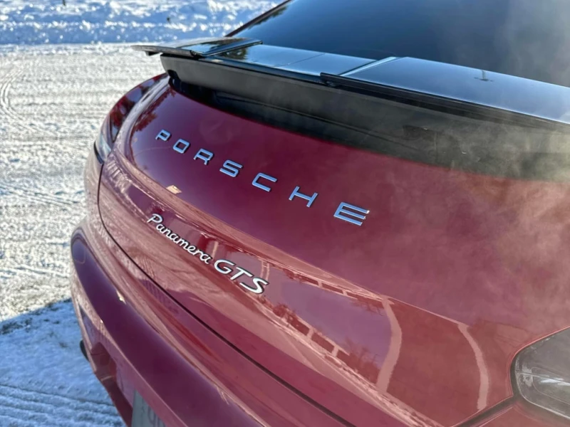 Porsche Panamera GTS  CARFAX, снимка 15 - Автомобили и джипове - 52885969