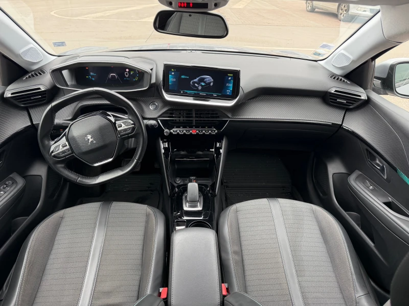 Peugeot 208 Allure, снимка 9 - Автомобили и джипове - 53489647