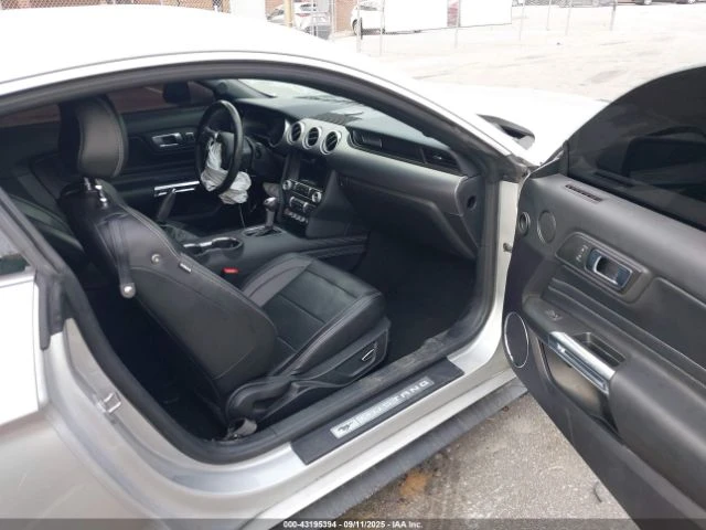 Ford Mustang ECOBOOST PREMIUM - изображение 5