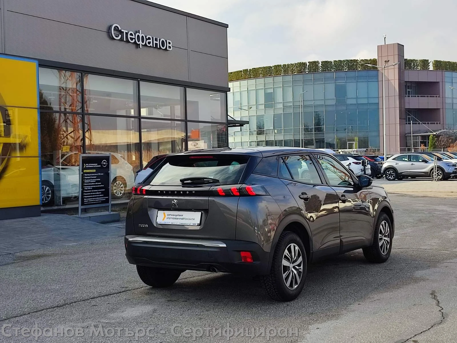 Peugeot 2008 Active 1.2 Puretech (100hp) MT6 - изображение 8