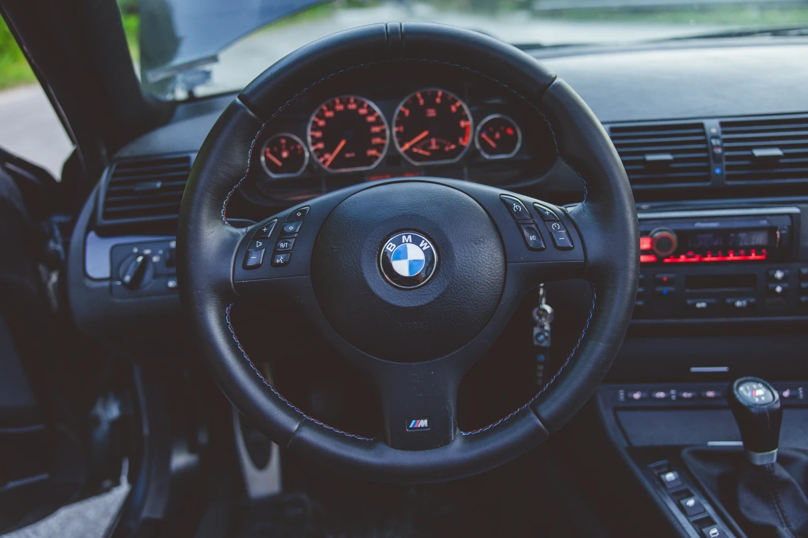 BMW 320 | Mobile.bg   9