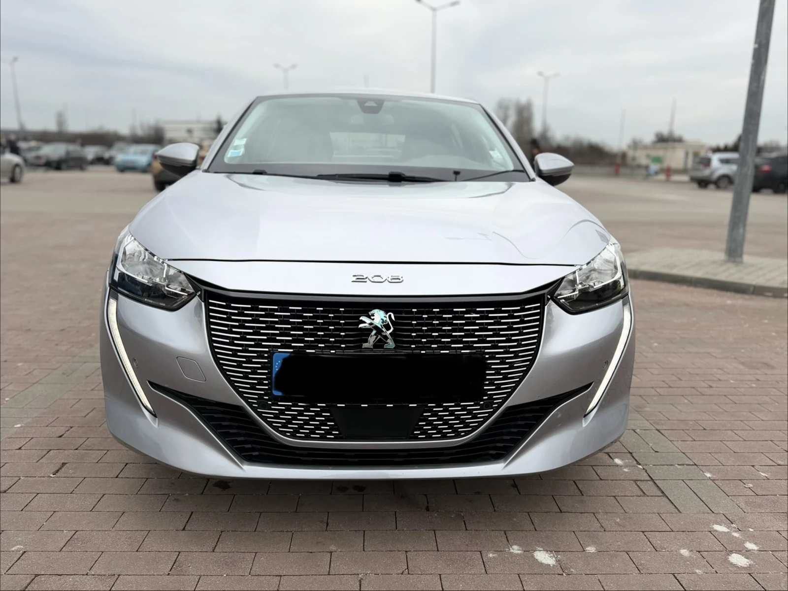 Peugeot 208 Allure - изображение 2