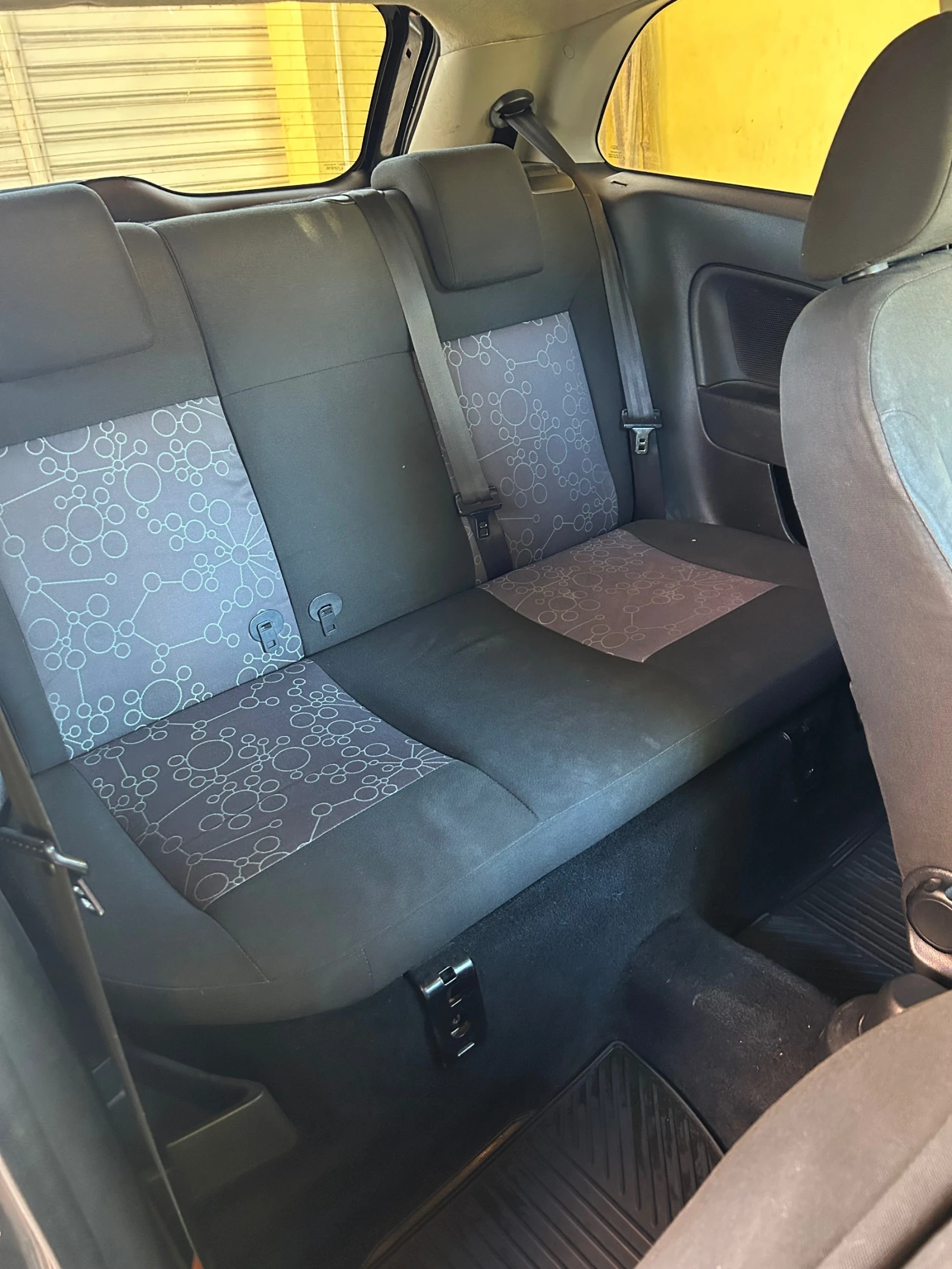 Ford Fiesta 1.25i 75 к.с. Facelift, снимка 13 - Автомобили и джипове - 53885562