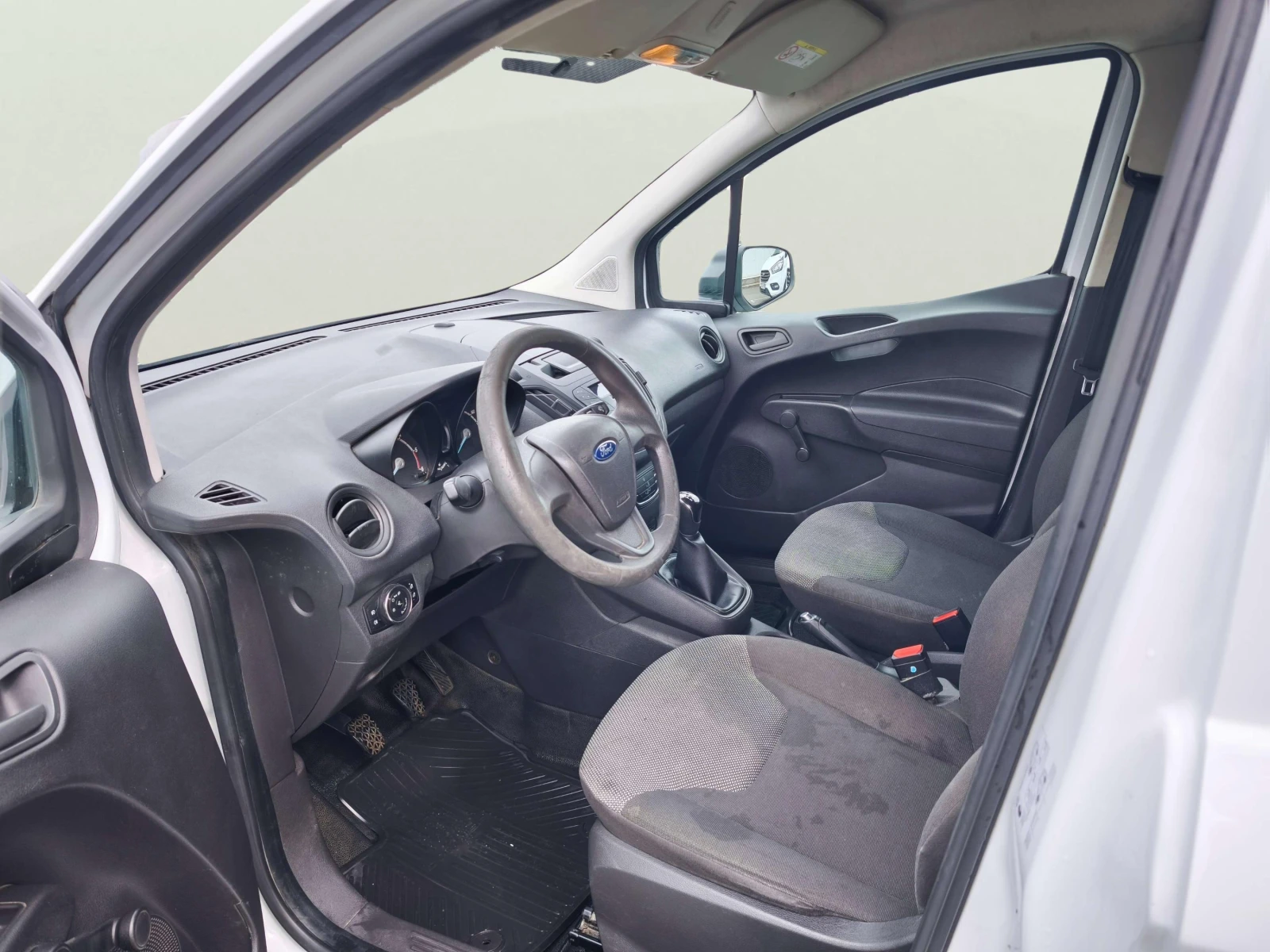 Ford Courier 1.5 TDCi, снимка 6 - Автомобили и джипове - 53907117