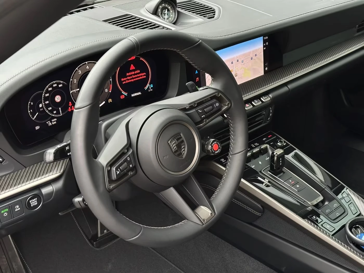 Porsche 911 992.2 TURBO S CABRIO/CARBON/CERMAIC/BURM/LIFT/360/, снимка 12 - Автомобили и джипове - 54004167