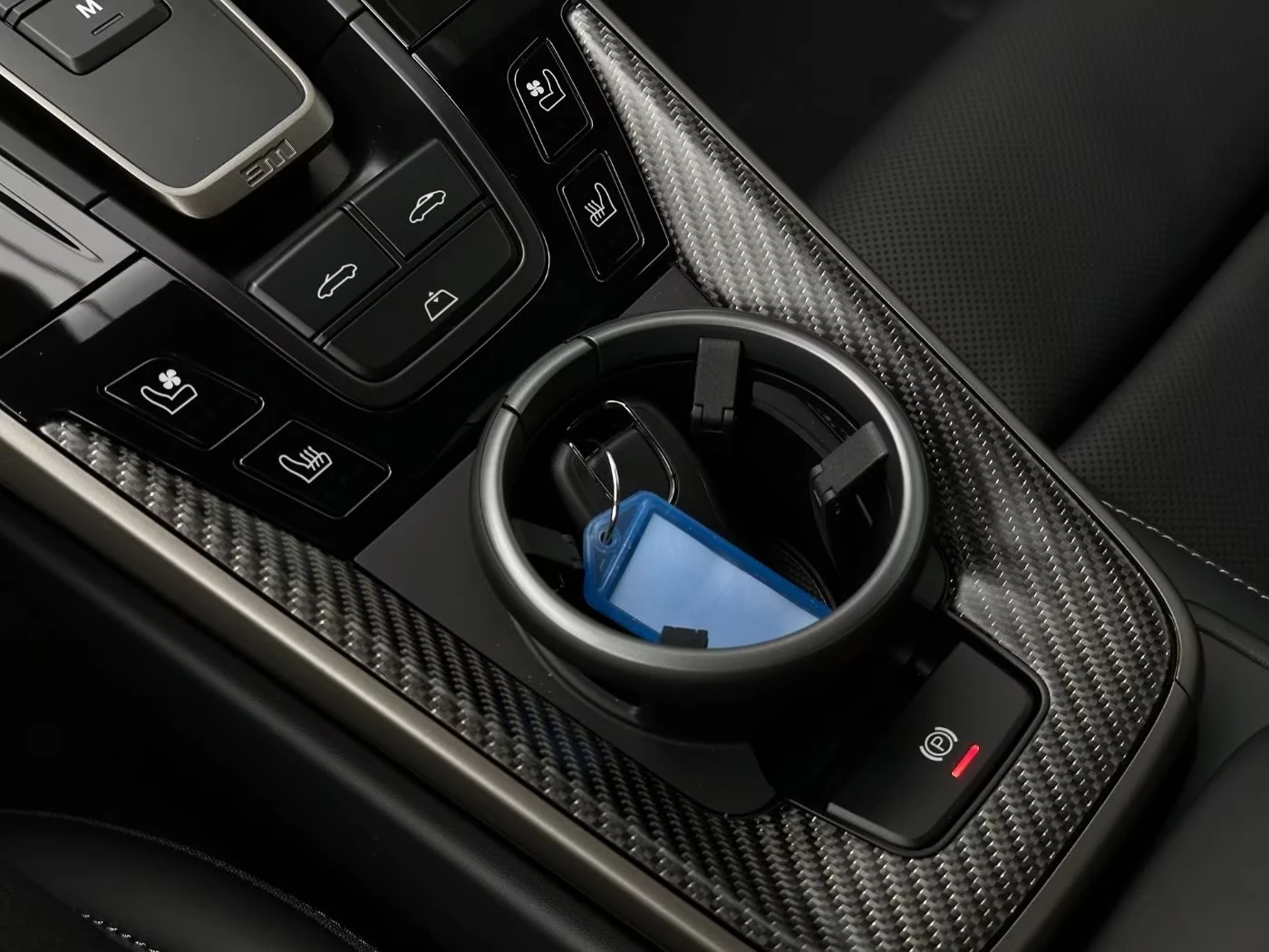 Porsche 911 992.2 TURBO S CABRIO/CARBON/CERMAIC/BURM/LIFT/360/, снимка 16 - Автомобили и джипове - 54004167