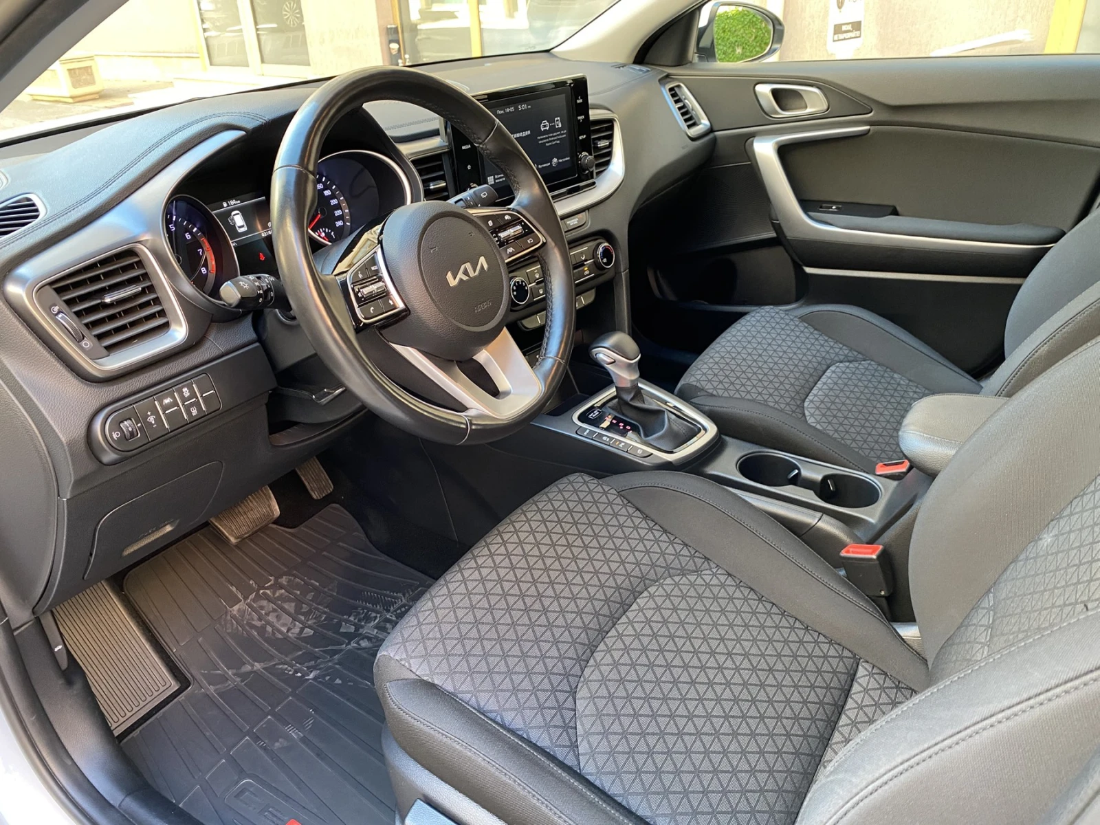 Kia Ceed 1.5 T-GDI/ Spin/ SW/ DCT | Mobile.bg � ����������� 10