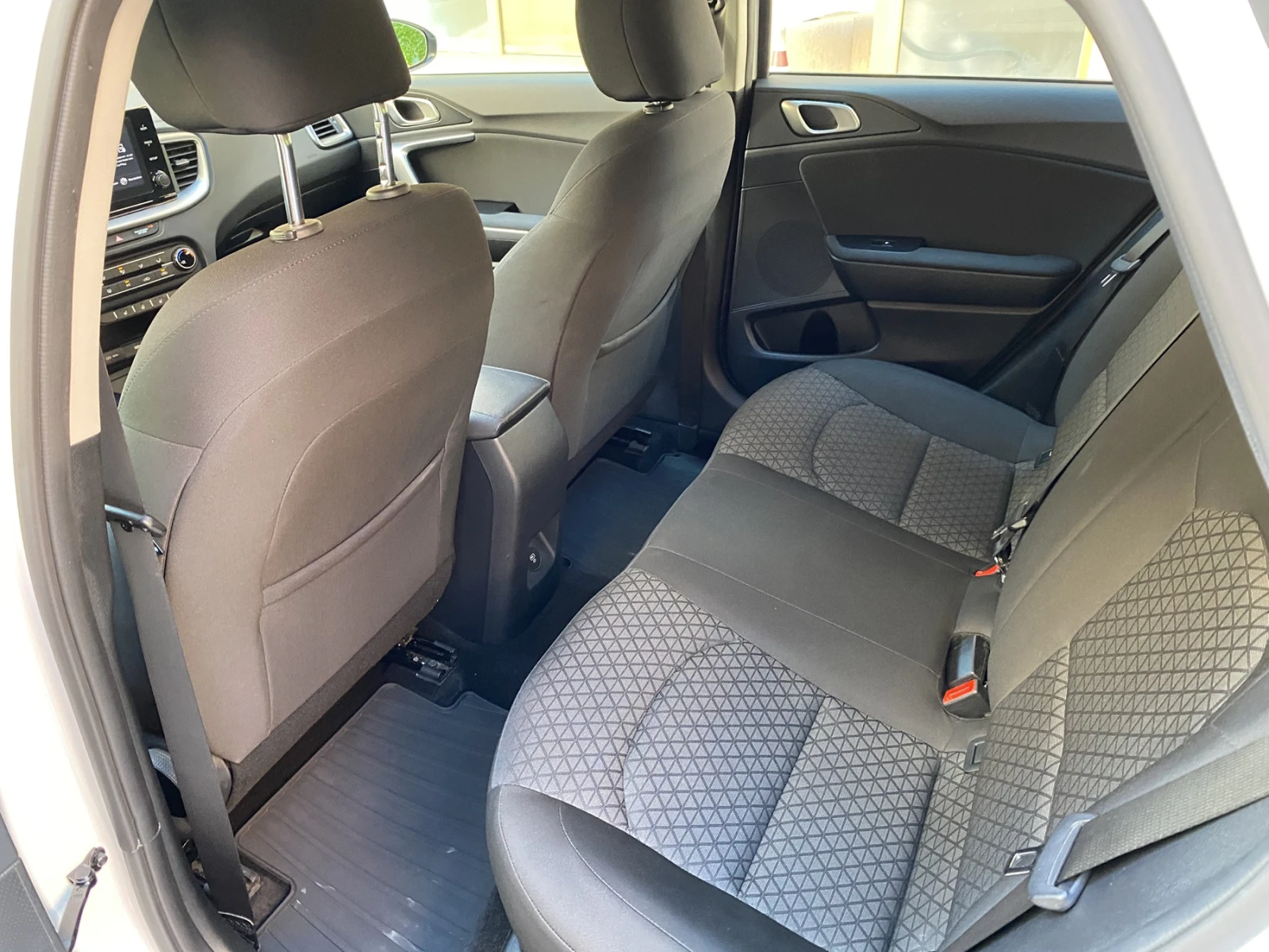 Kia Ceed 1.5 T-GDI/ Spin/ SW/ DCT | Mobile.bg � ����������� 12
