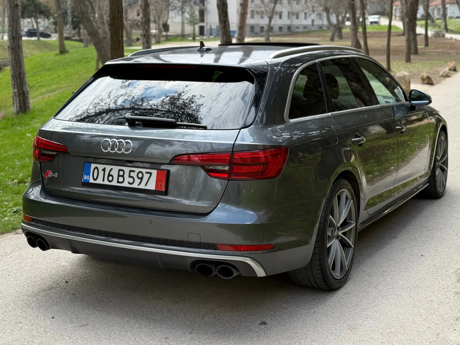 Audi S4 3.0TFSI* ������� ������* PANO* CAM* DIST* ������*  | Mobile.bg � ����������� 4