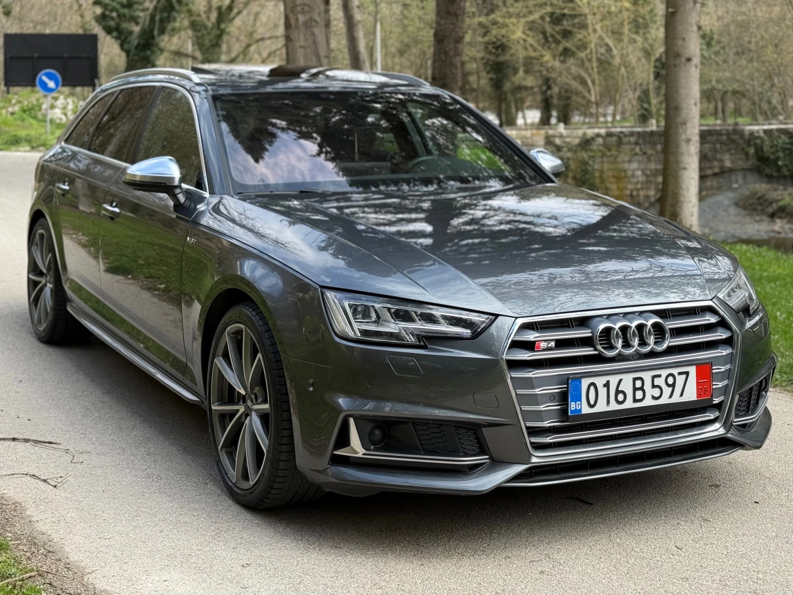 Audi S4 3.0TFSI* ������� ������* PANO* CAM* DIST* ������*  | Mobile.bg � ����������� 3