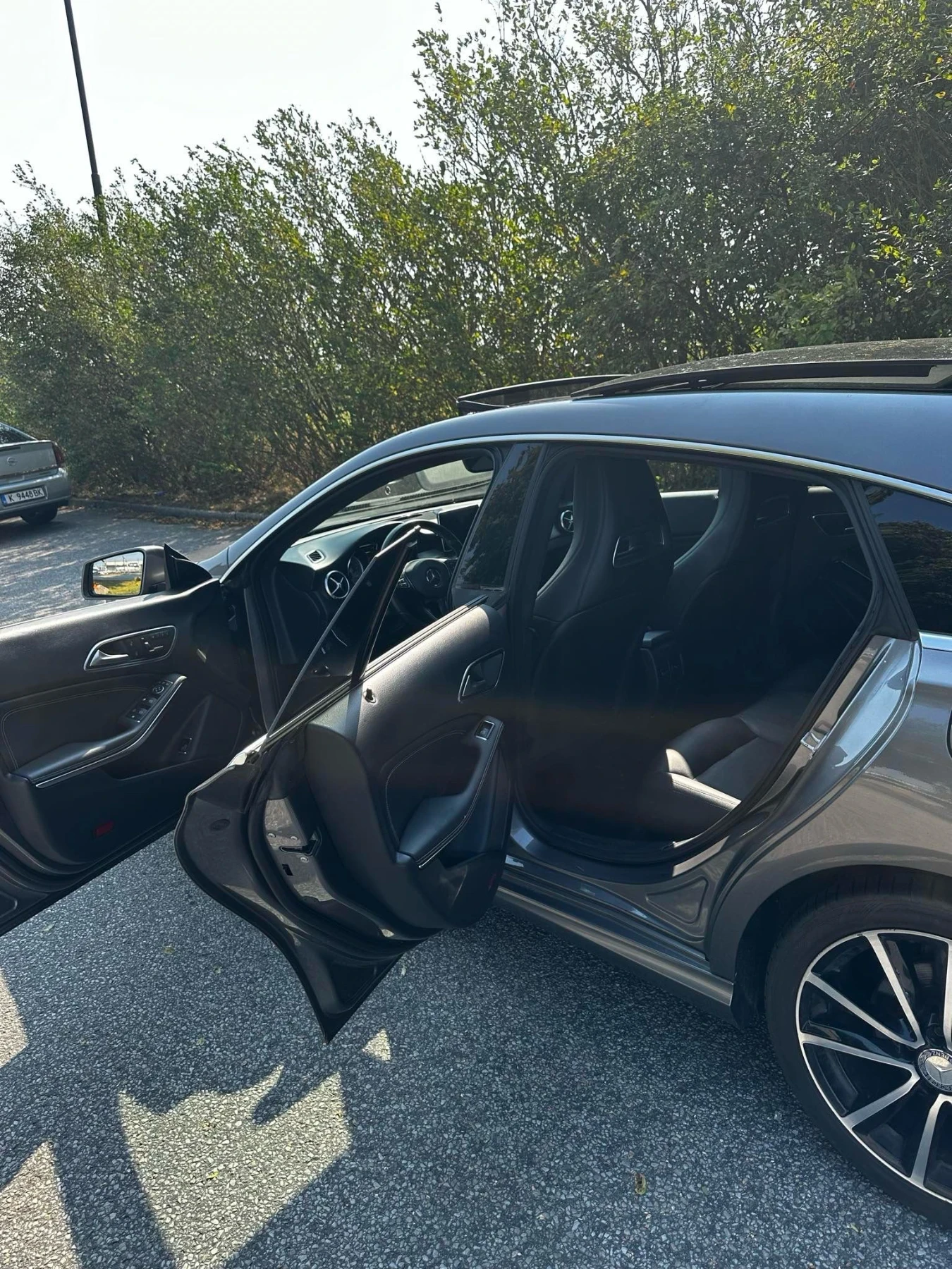 Mercedes-Benz CLA 220, снимка 5 - Автомобили и джипове - 54140947