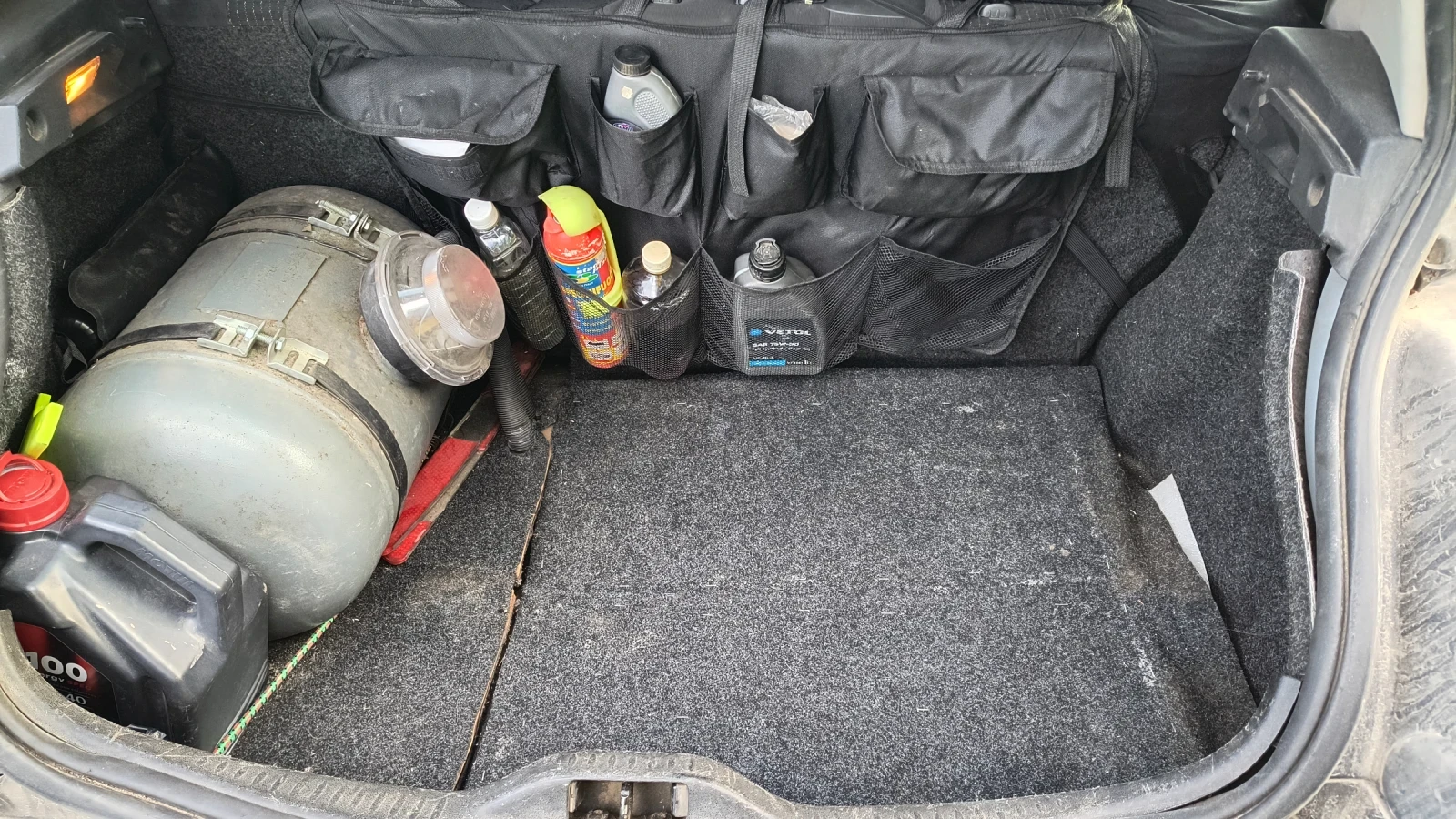 Renault Megane 1, 4 Хечбек , снимка 7 - Автомобили и джипове - 54350349