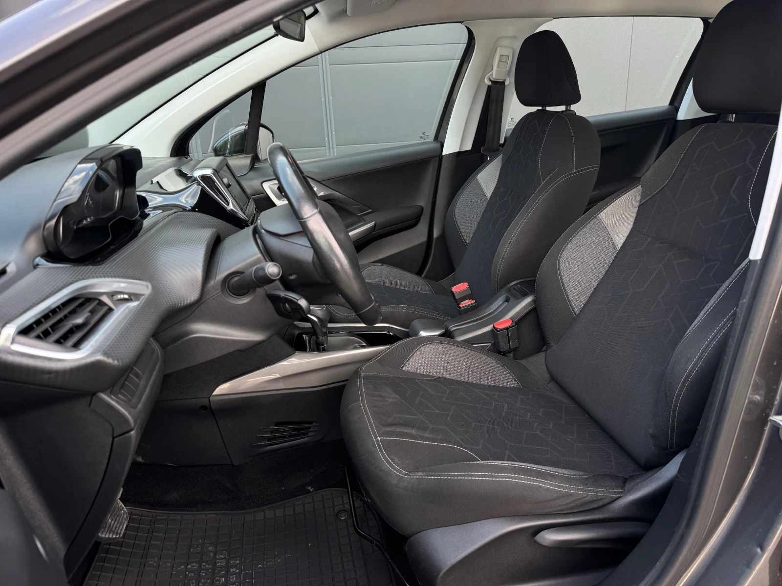 Peugeot 2008 1.2 automatic  | Mobile.bg � ����������� 8