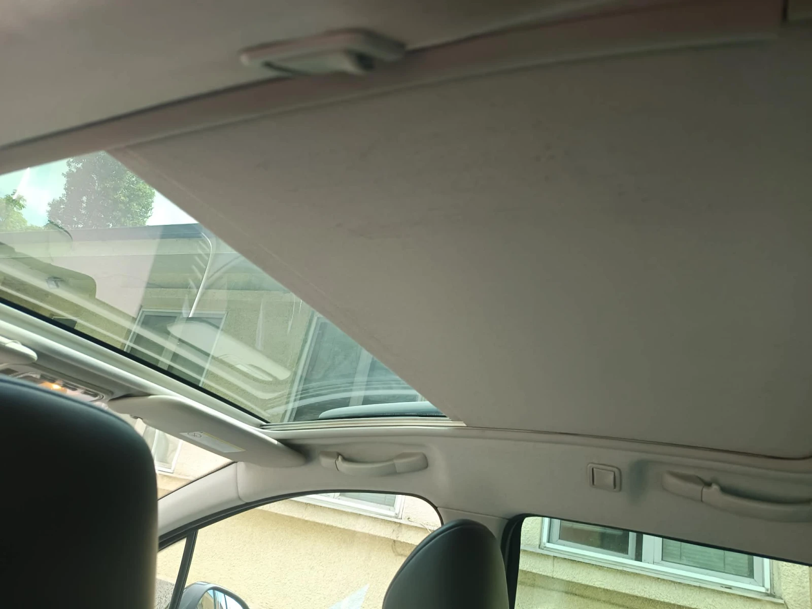 Peugeot 207 1.6HDI Outdoor, снимка 9 - Автомобили и джипове - 54685496