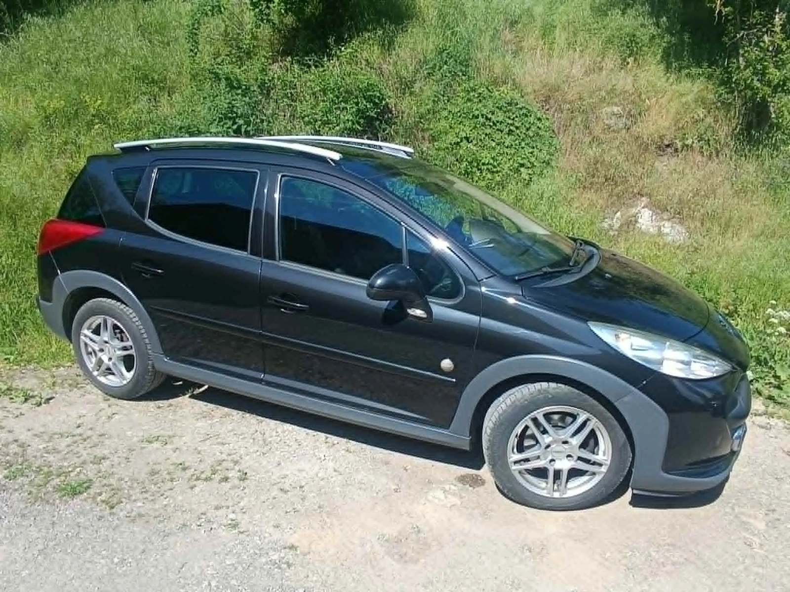 Peugeot 207 1.6HDI Outdoor, снимка 12 - Автомобили и джипове - 54685496