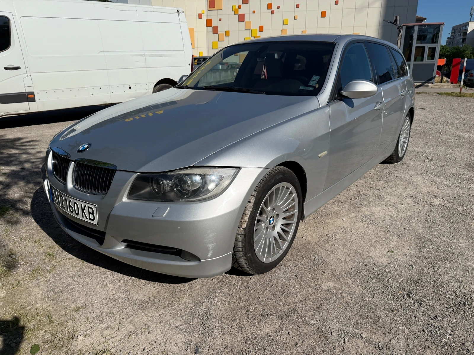 BMW 330