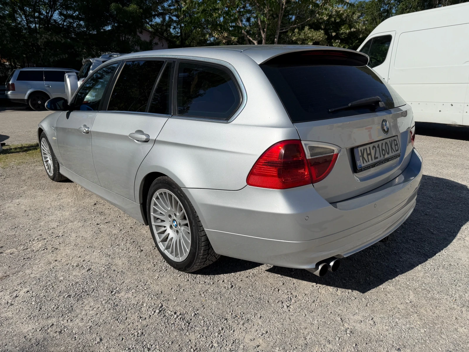 BMW 330, снимка 2 - Автомобили и джипове - 54685684