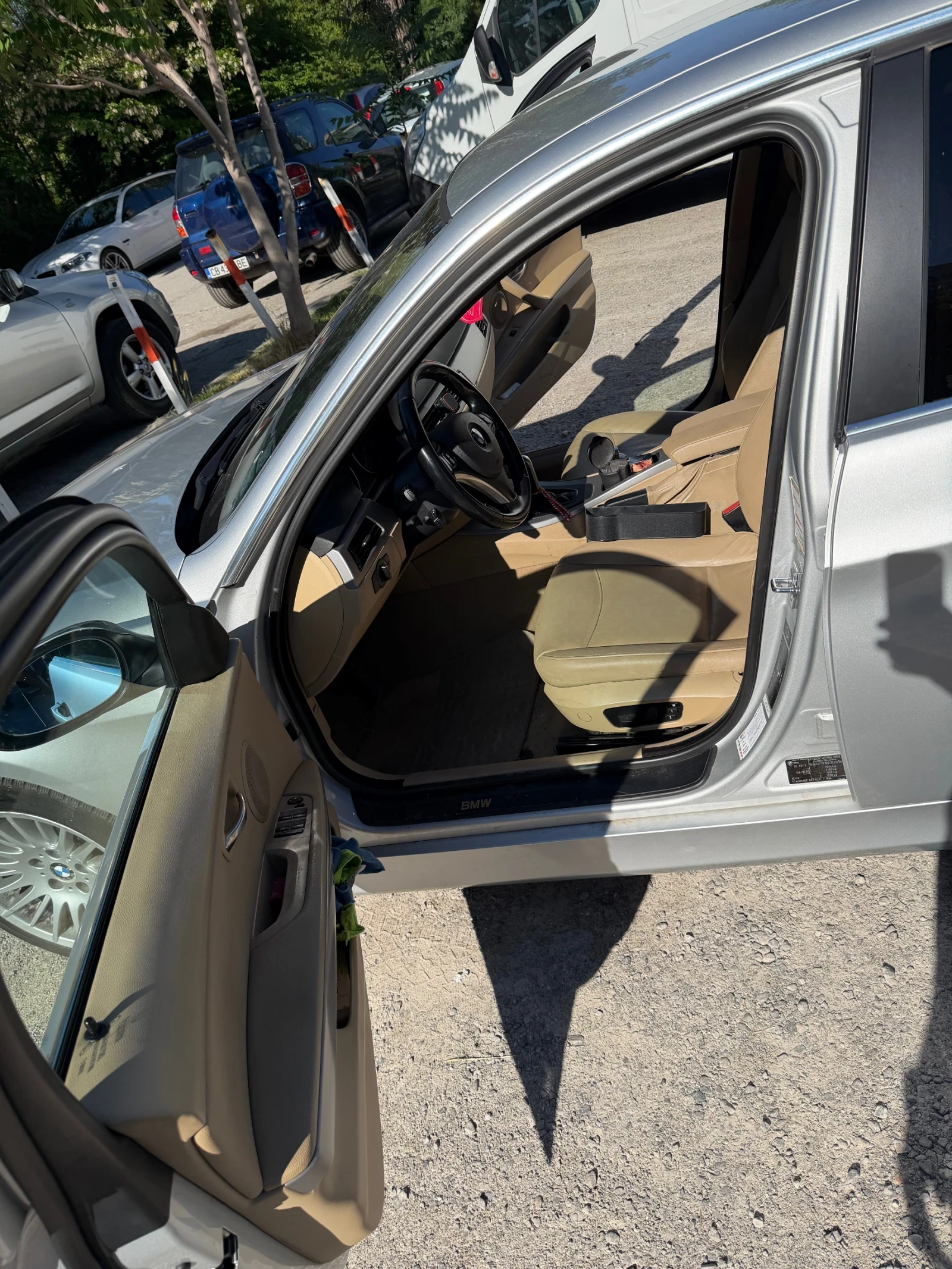 BMW 330, снимка 7 - Автомобили и джипове - 54685684