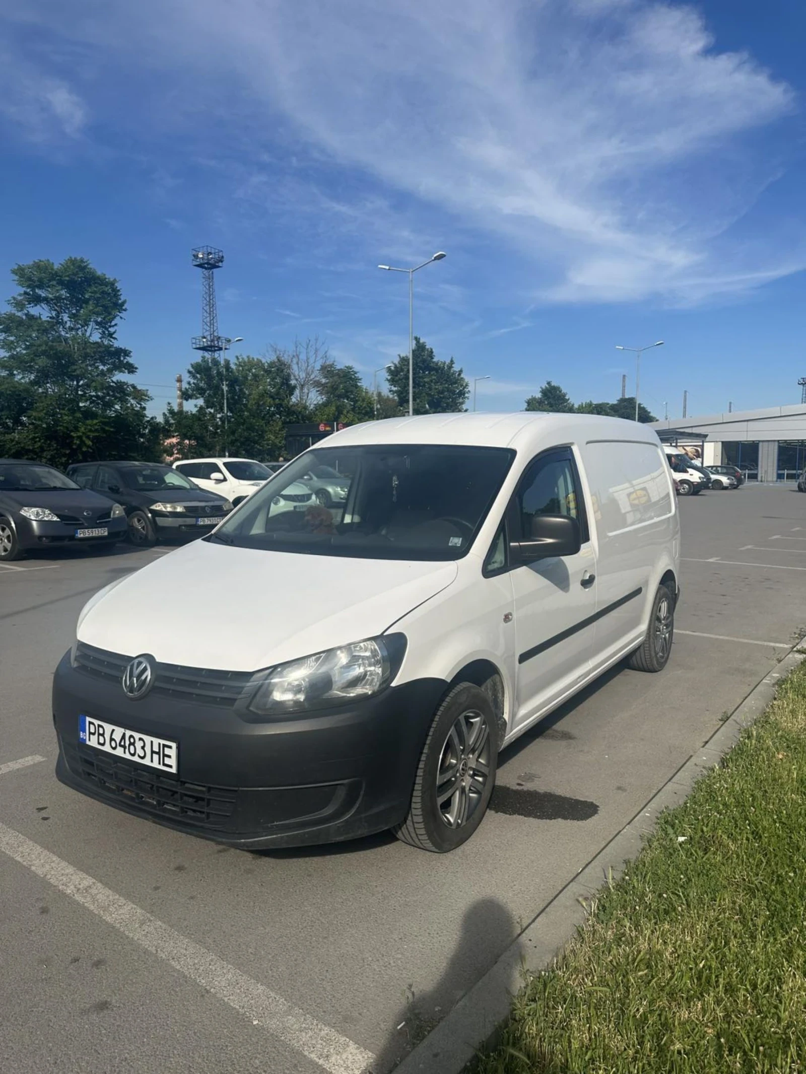 VW Caddy 1.6 TDI 102 k.c., снимка 10 - Автомобили и джипове - 54869060