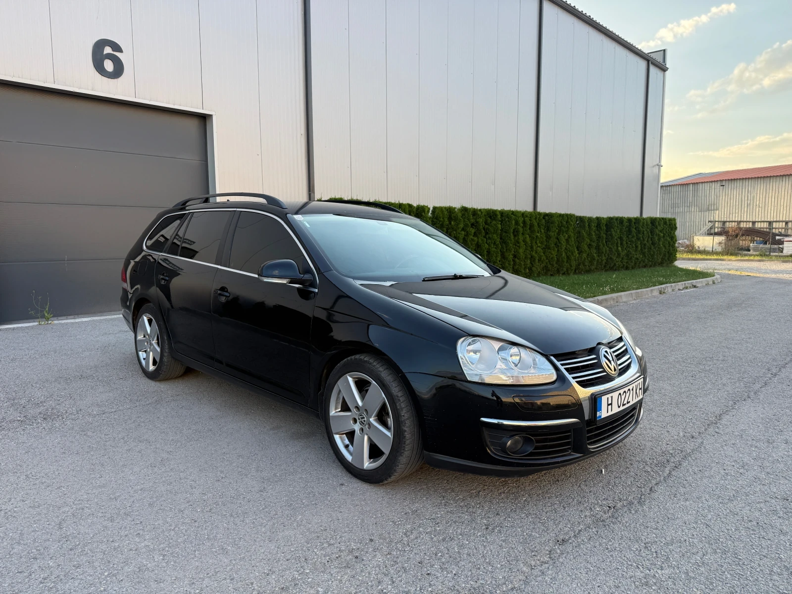VW Golf 1.9 105 dsg, снимка 2 - Автомобили и джипове - 55001105