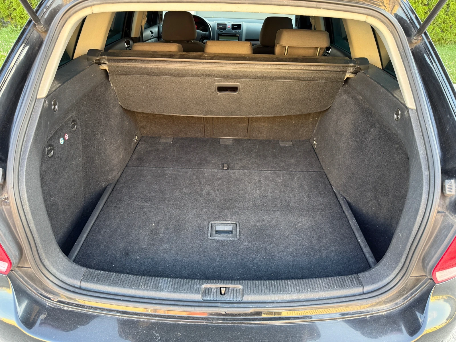 VW Golf 1.9 105 dsg, снимка 9 - Автомобили и джипове - 55001105