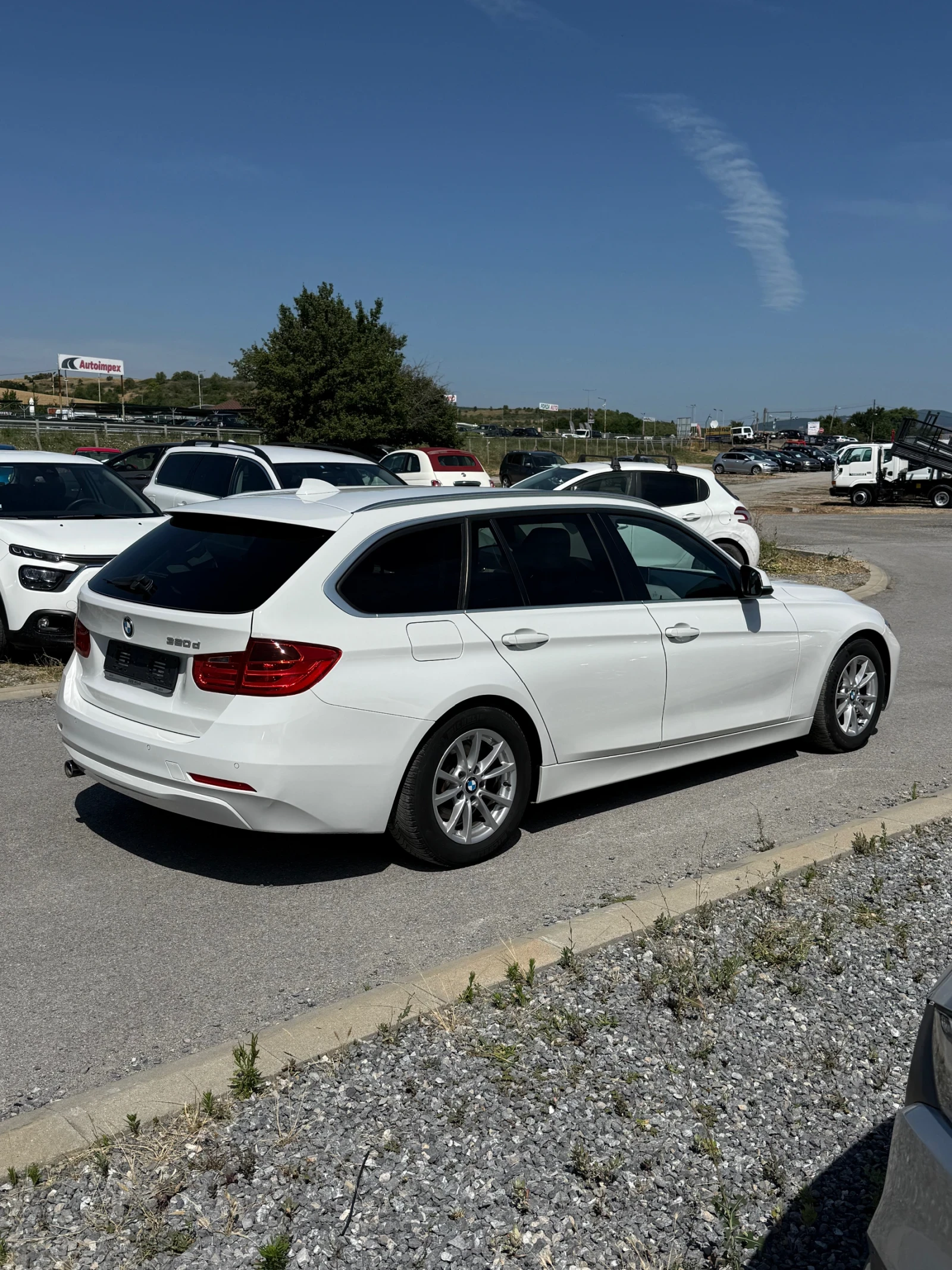 BMW 320 320D, снимка 4 - Автомобили и джипове - 55300659