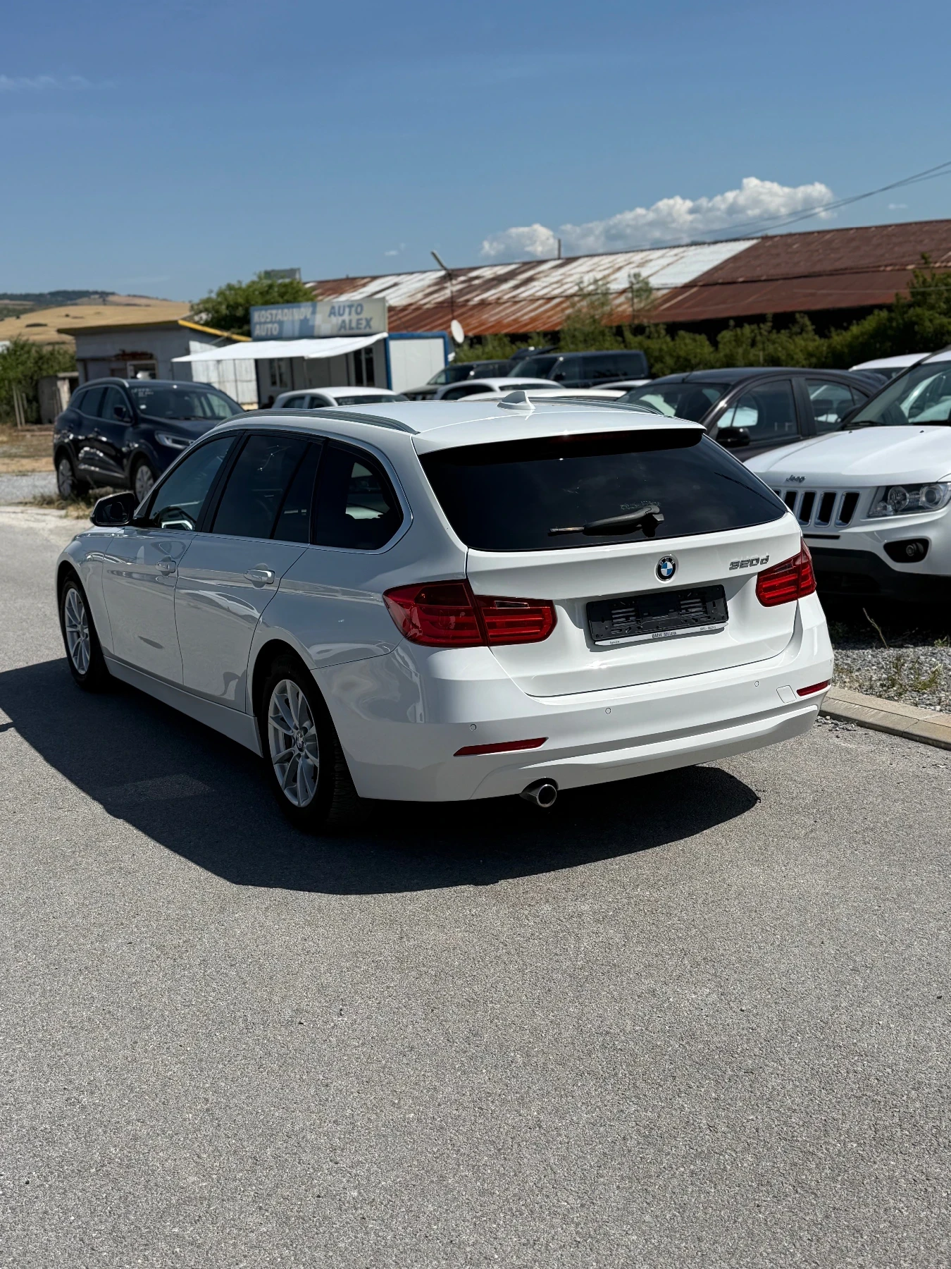 BMW 320 320D, снимка 2 - Автомобили и джипове - 55300659