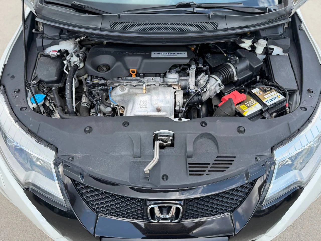 Honda Civic 1.6i-DTEC NAVI, снимка 17 - Автомобили и джипове - 55417269