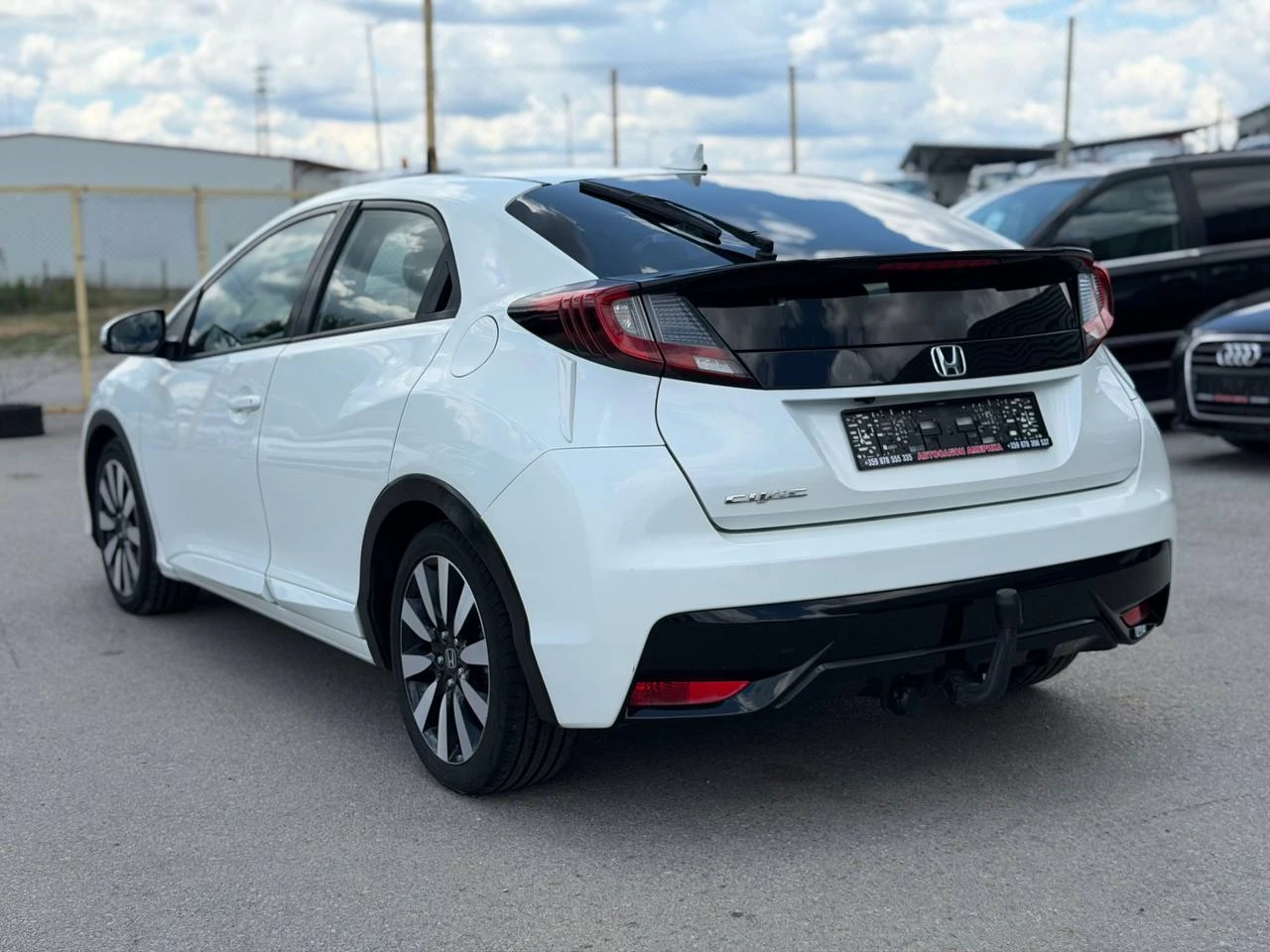 Honda Civic 1.6i-DTEC NAVI, снимка 4 - Автомобили и джипове - 55417269