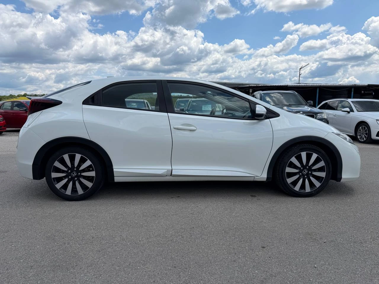 Honda Civic 1.6i-DTEC NAVI, снимка 7 - Автомобили и джипове - 55417269