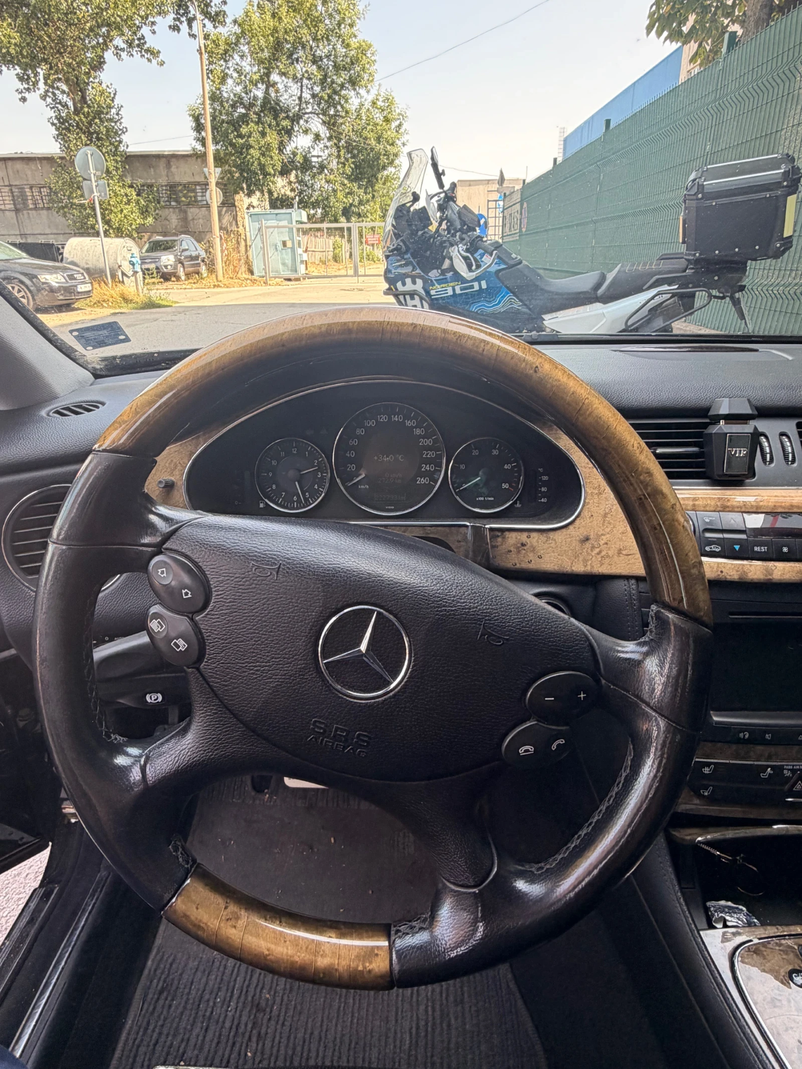 Mercedes-Benz CLS 320, снимка 6 - Автомобили и джипове - 55887356
