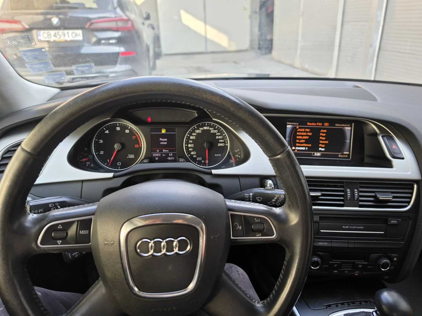 Audi A4 1.8T, снимка 2 - Автомобили и джипове - 55911501
