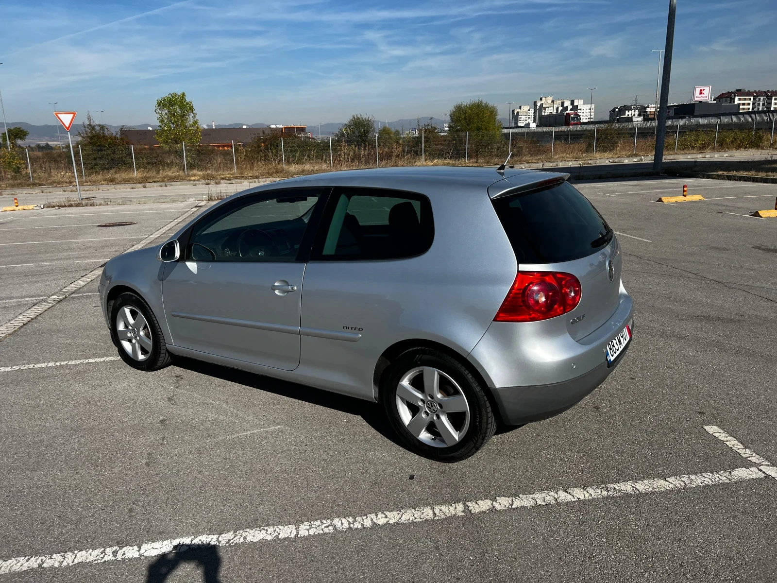 VW Golf UNITED 2008 Германия, снимка 3 - Автомобили и джипове - 56578075