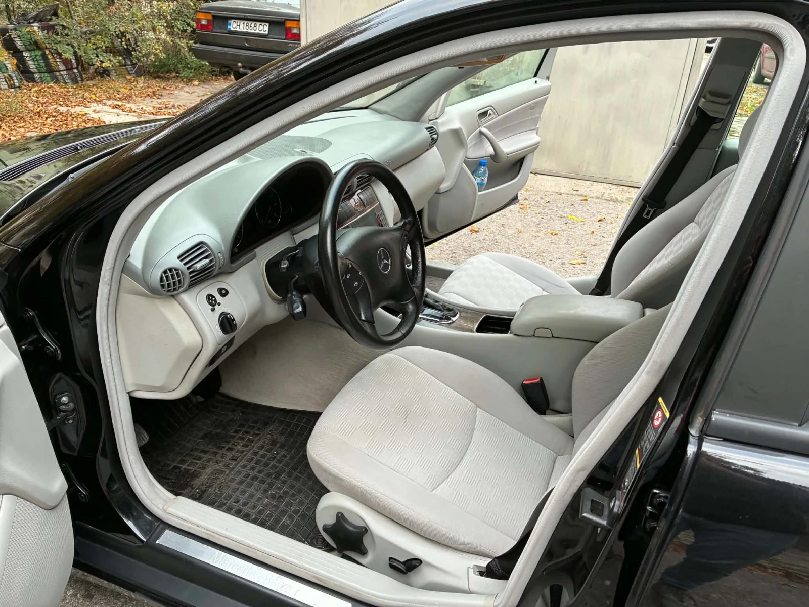 Mercedes-Benz C 200, снимка 10 - Автомобили и джипове - 56649028
