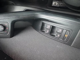 Seat Ateca 2.0TDI/190HP/XCELLENCE/4X4/PANO/360/AHK/NAVI/872g - 20199 € / 39505.81 лв. - 70159306 12