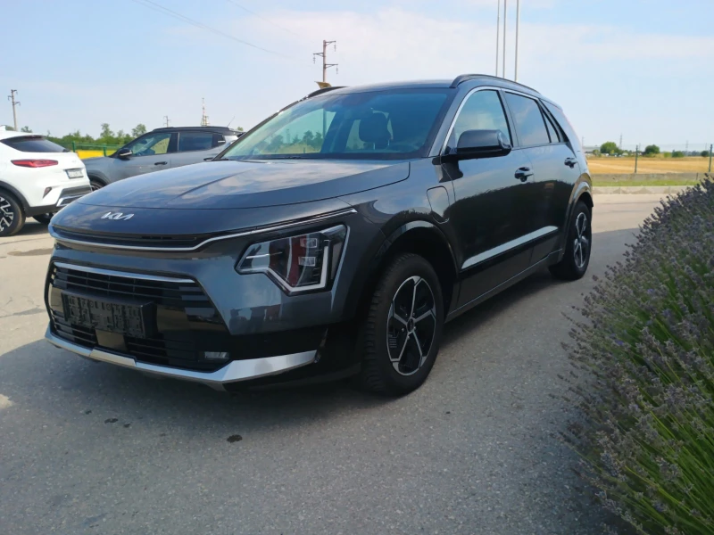 Kia Niro EXECUTIVE, снимка 3 - Автомобили и джипове - 51029610