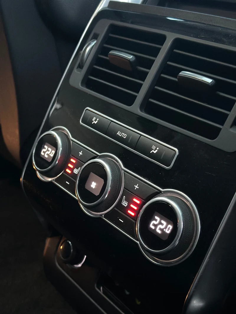 Land Rover Range Rover Sport 3.0d, снимка 6 - Автомобили и джипове - 52092343