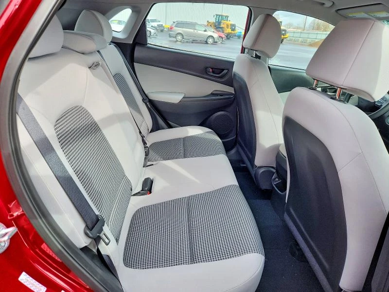 Hyundai Kona 2.0L 4 ALL WHEEL DRIVE, снимка 10 - Автомобили и джипове - 53964342