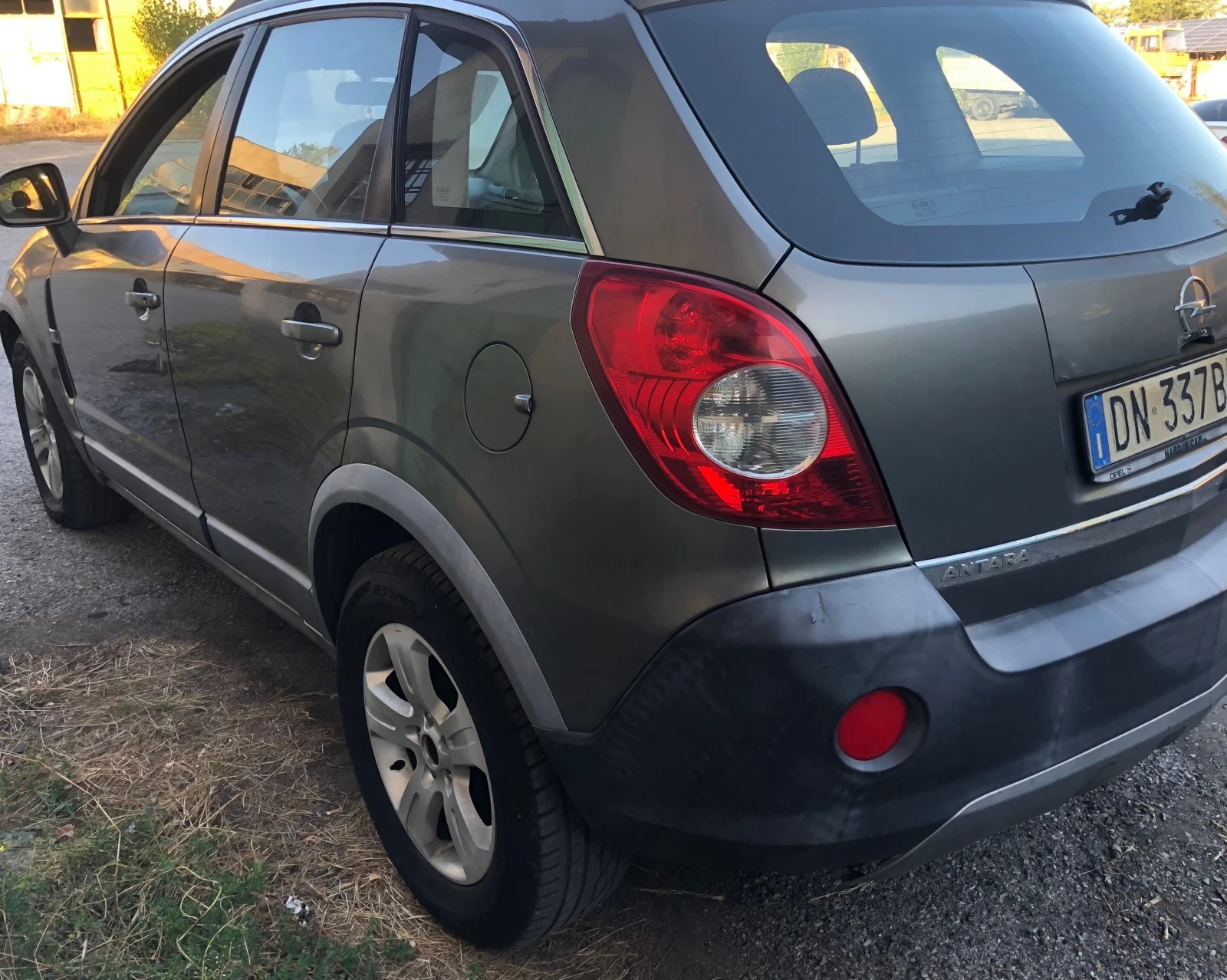 Opel Antara 2.0 CDTI 4x4 - изображение 3