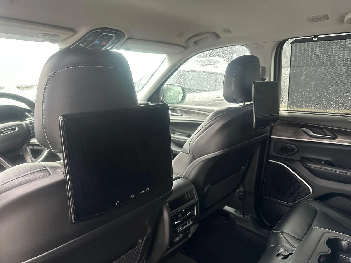 Jeep Grand cherokee 4xe 4x4 * CARFAX * АВТОКРЕДИТ - изображение 9