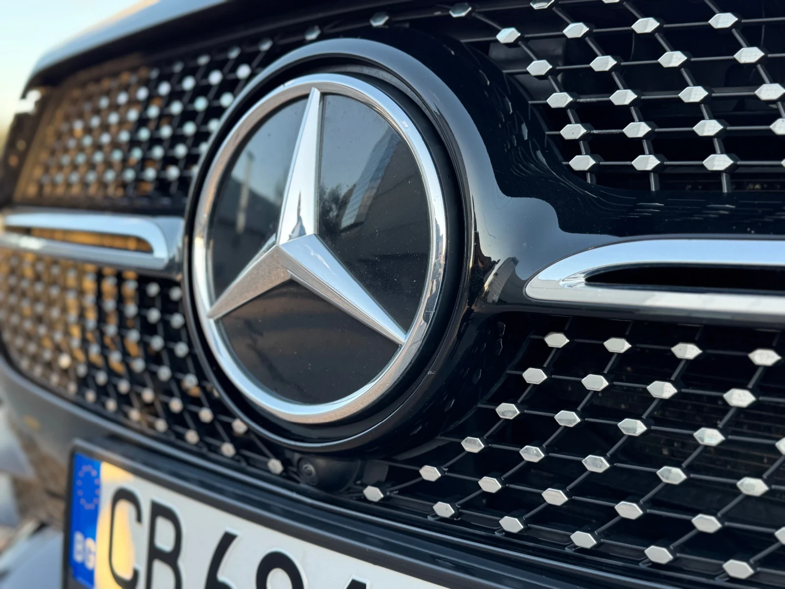 Mercedes-Benz GLE 350 AMG / BURMASTER / 360* КАМЕРИ / DISTRONIC - изображение 8