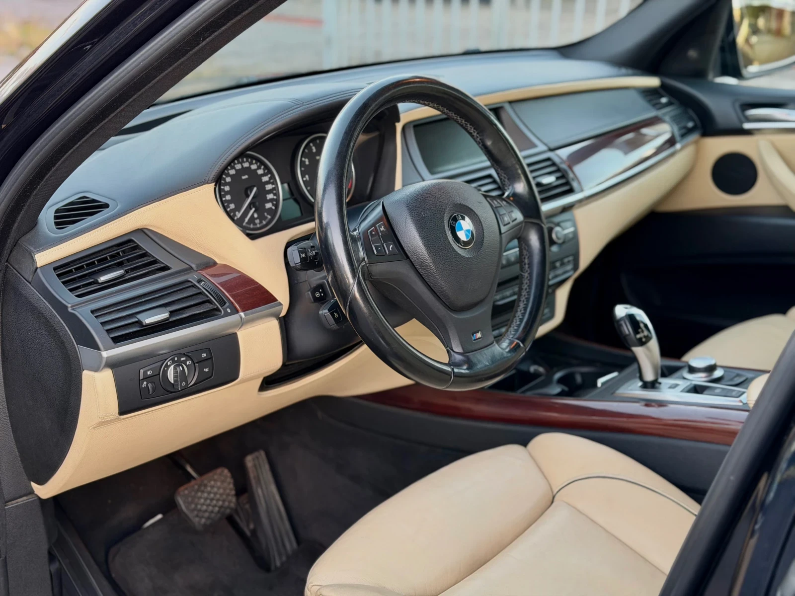 BMW X5 4.8i M Sport-Paket Individual Panorama Keyless go - изображение 8