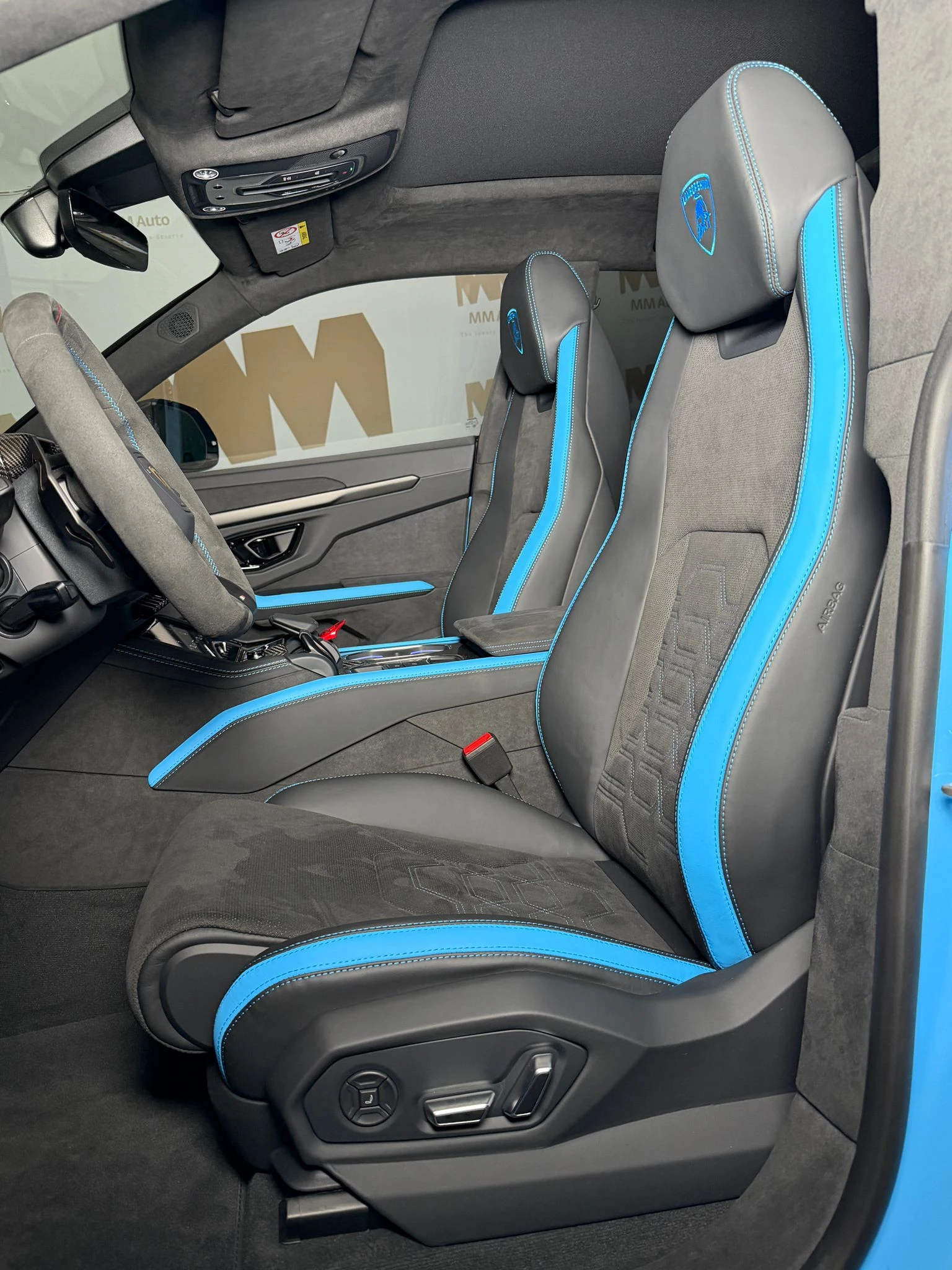 Lamborghini Urus SE* Full Carbon In&Out* Pano* Blu Cepheus - изображение 8