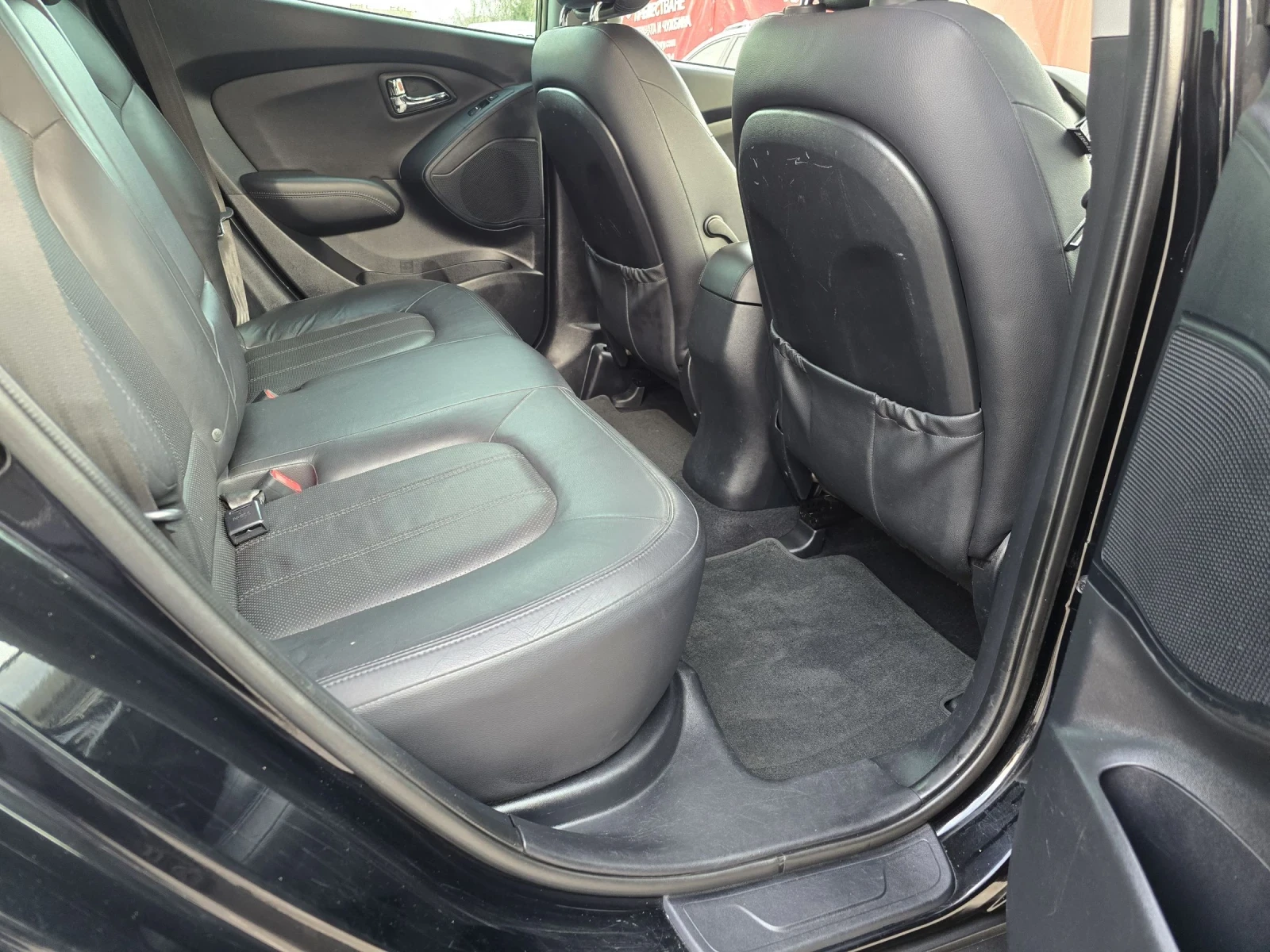 Hyundai IX35 2.0CRDI 4WD , снимка 12 - Автомобили и джипове - 53877433